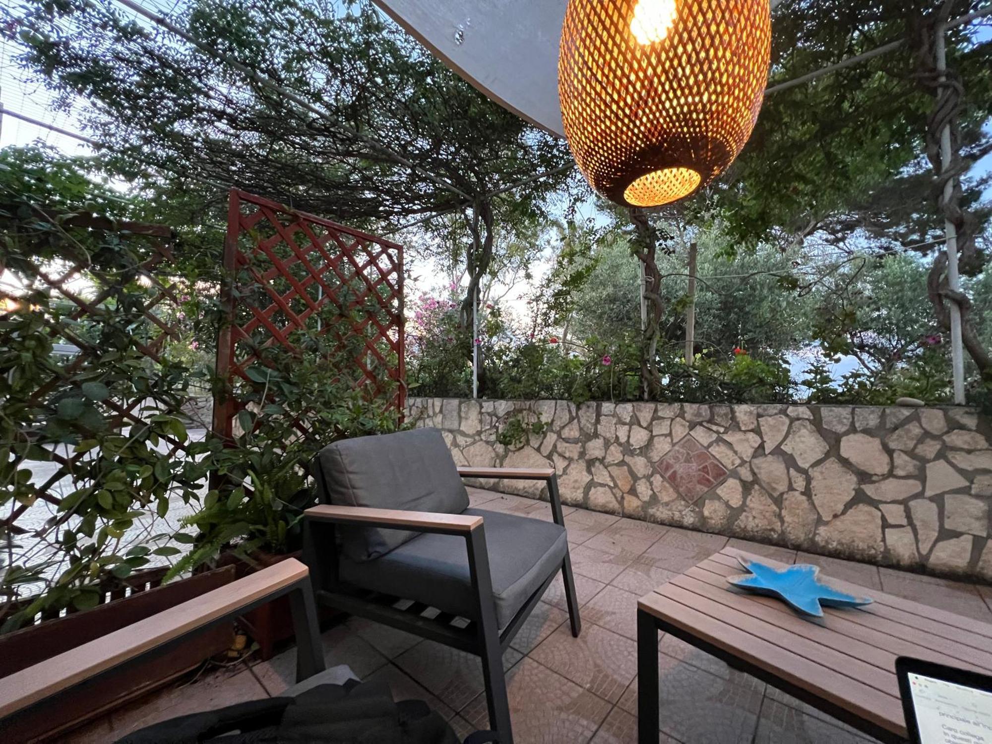 Casa Bianca Rais Gerbi Apartment Finale Exterior photo
